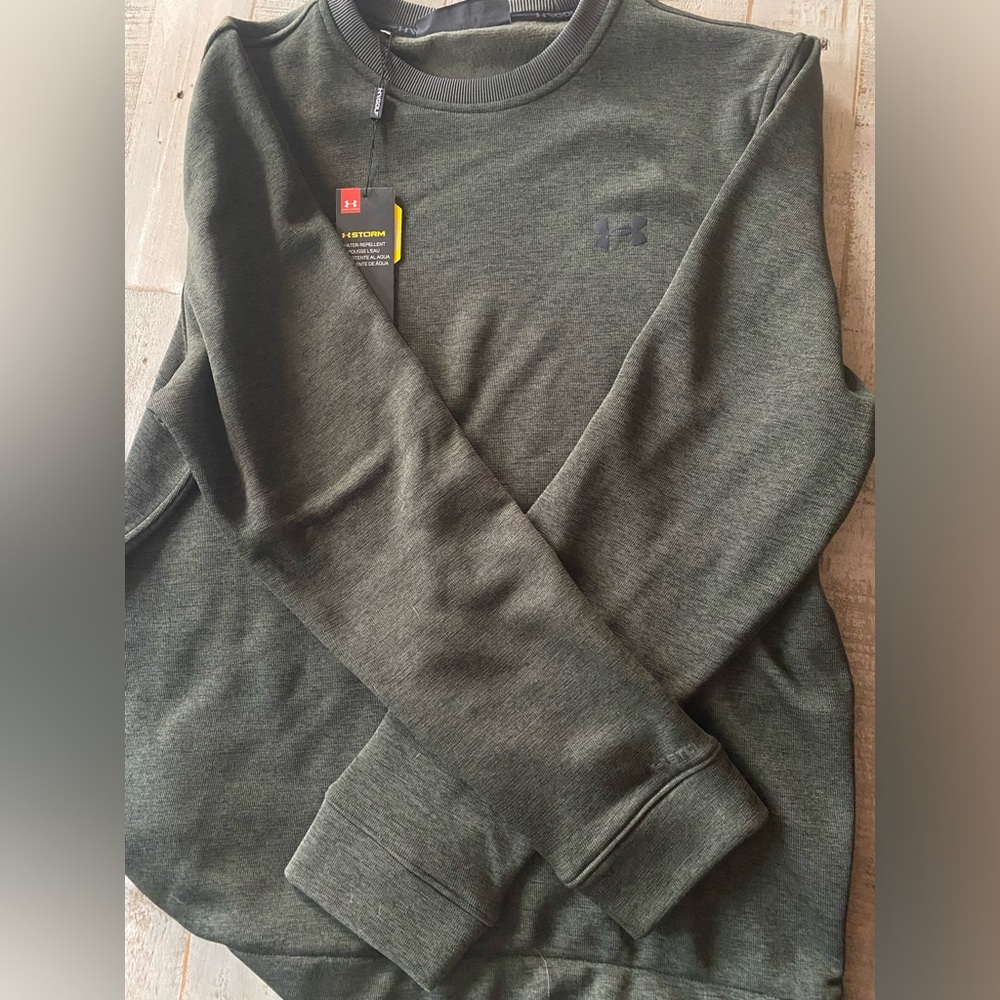 Under Armour Sweatshirt